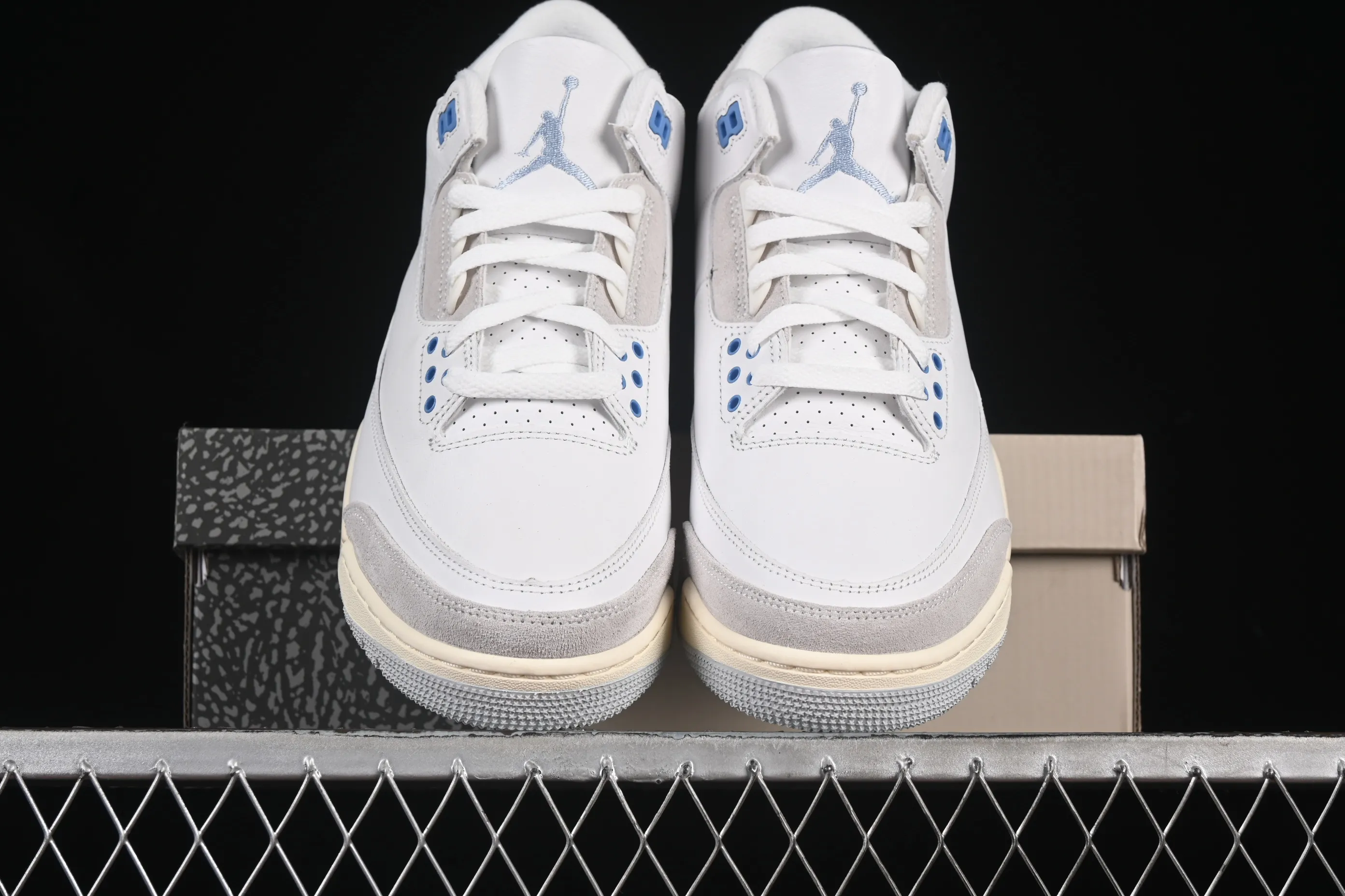 All Categories Air Jordan Jordan Series Basketball Shoes Air Jordan 3 Foreign Trade Version Air Jordan 3 Retro "Lucky Shorts" AJ3 Joe 3 Lucky Shorts North Carolina Blue CT8532-101